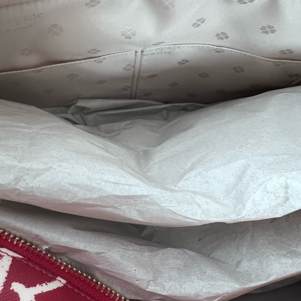 ❌SOLD❌ KATE SPADE Margareta Lipstick Hearts Tote Bag - Valentine’s Day - Picture 5 of 5